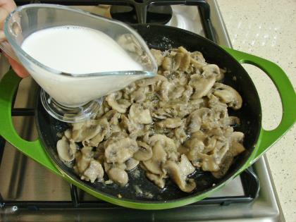 Sütlü Mantar Kavurması