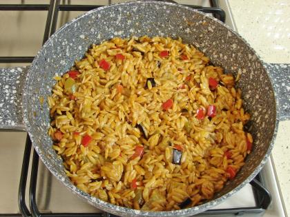 Patlıcanlı Şehriye Pilavı