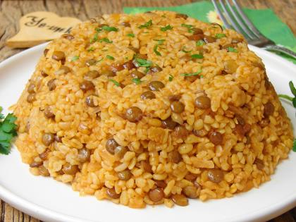 Salçalı Mercimekli Bulgur Pilavı