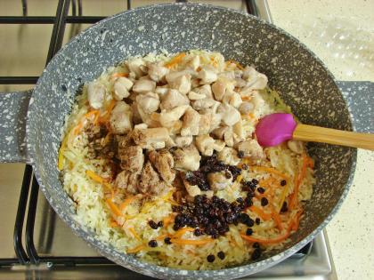 Tavuklu Buhara Pilavı