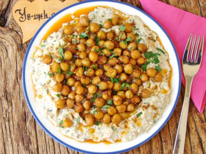 Nohutlu Köz Patlıcan Salatası