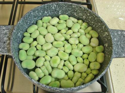 İç Bakla Salatası