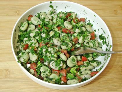 İç Bakla Salatası