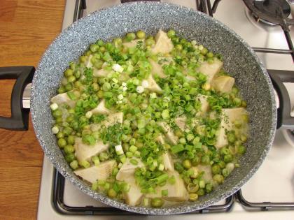 Bezelyeli Enginar Yemeği