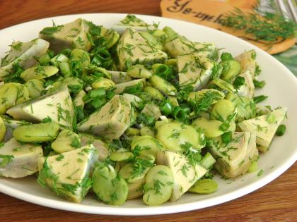 İç Baklalı Enginar Salatası
