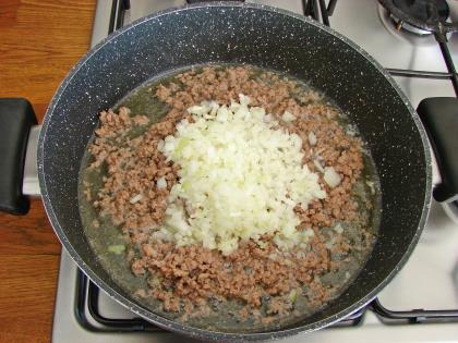 Kıymalı Bezelye Yemeği