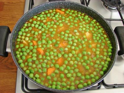 Kıymalı Bezelye Yemeği