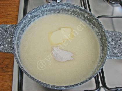 Vişneli İrmik Tatlısı