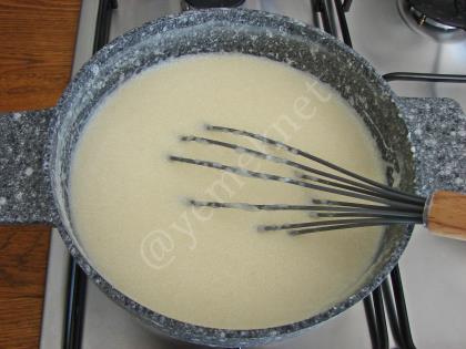 Vişneli İrmik Tatlısı