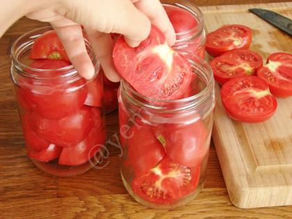 Çiğden Domates Konservesi