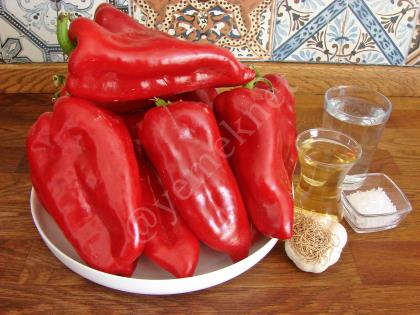 Közlenmiş Biber Konservesi