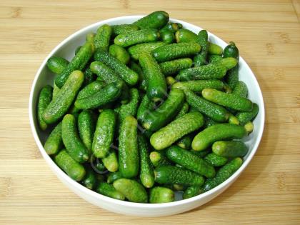 Acılı Kornişon Turşusu