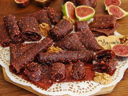 Cevizli İncir Pestili