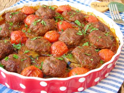 Köfteli Patlıcan Oturtma