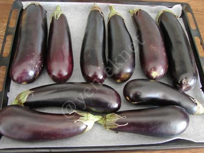 Közlenmiş Biberli Patlıcan Konservesi