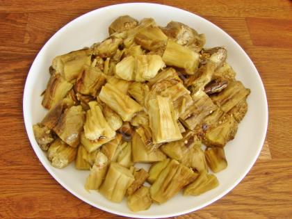 Közlenmiş Biberli Patlıcan Konservesi