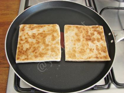 Milföy Hamurundan Katmer