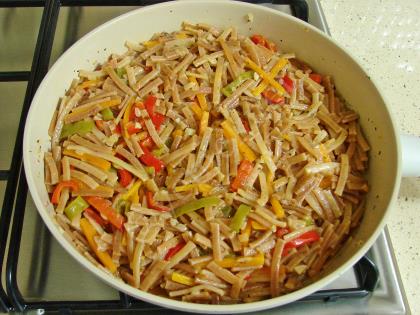 Sebzeli Erişte Pilavı