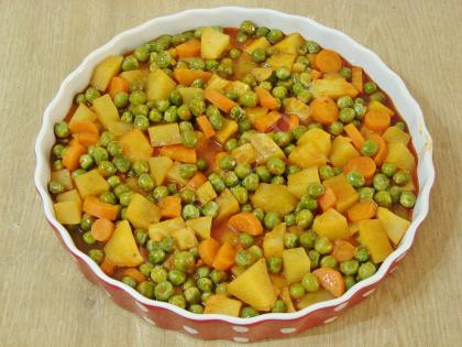 Fırında Köfteli Bezelye Yemeği