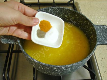 Mısır Unlu Tavuk Çorbası