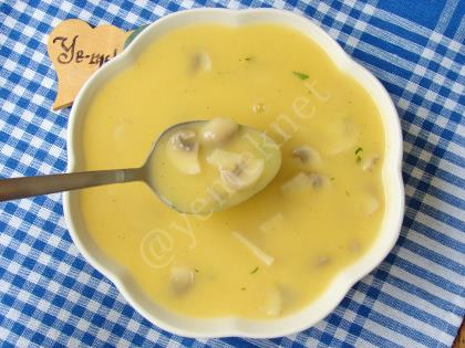 Patatesli Mantar Çorbası