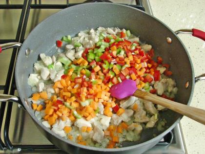 Sebzeli Tavuklu Bulgur Pilavı