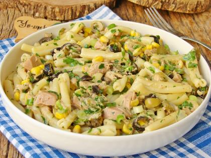 Makarnalı Ton Balığı Salatası