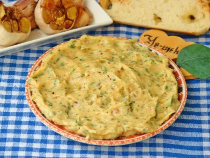 Sarımsaklı Tereyağı