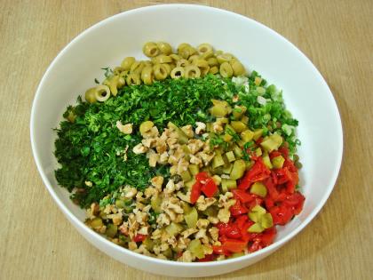 Mercimekli Ton Balığı Salatası