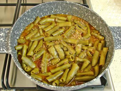 Kıymalı Taze Bakla Yemeği