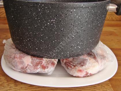 Dondurulmuş Et Çözdürme