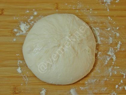 Hazır Ekmek Hamurundan Tırnak Pide