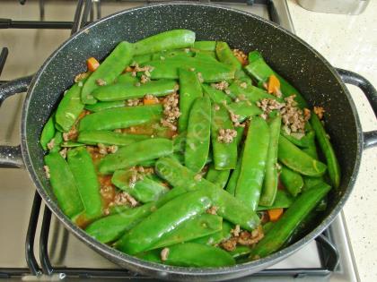 Kıymalı Sultani Bezelye Yemeği