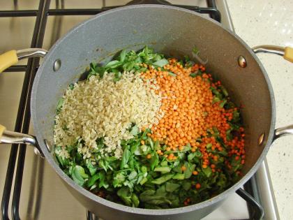 Salçalı Semizotu Çorbası