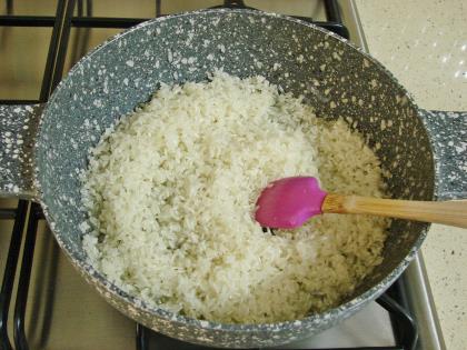 Zeytinyağlı Pirinç Pilavı