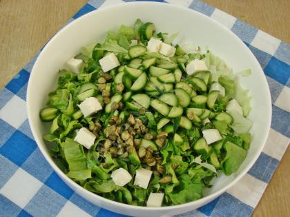 Hardal Soslu Salata