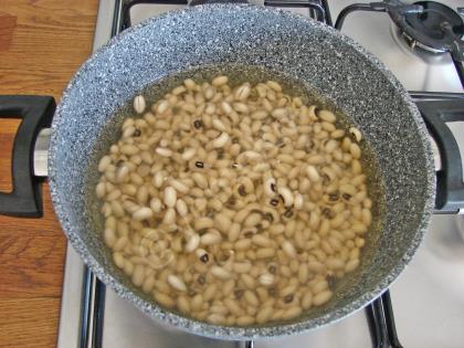 Kuru Börülce Piyazı