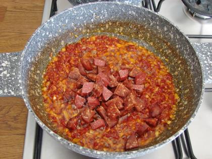 Sucuklu Süt Fasulyesi