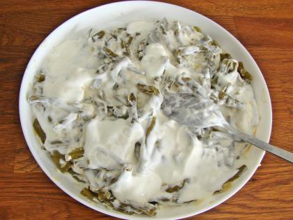 Yoğurtlu Taze Börülce Salatası