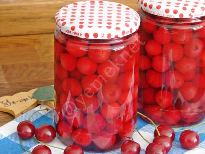 Vişne Konservesi