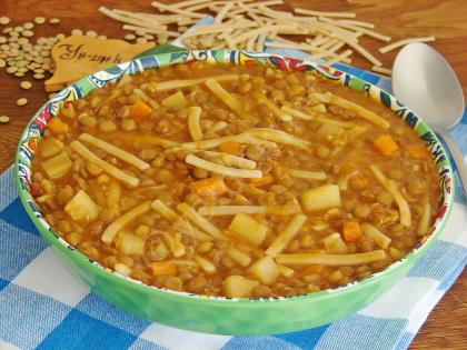 Erişteli Yeşil Mercimek Yemeği