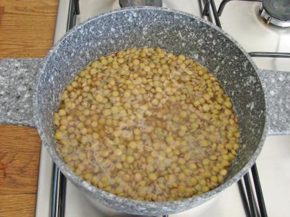 Erişteli Yeşil Mercimek Yemeği