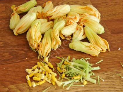 Kabak Çiçeği Dolması