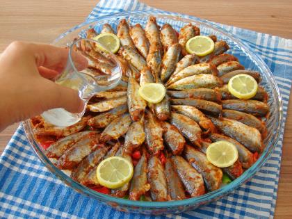 Fırında Sebzeli İstavrit