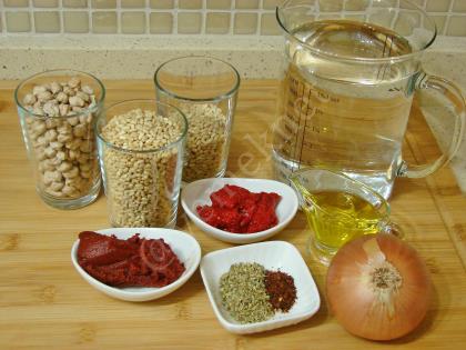 Nohutlu Buğday Çorbası