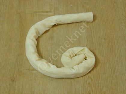 Peynirli Dolama Börek