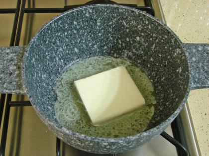 Tahinli Saray Muhallebisi