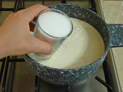 Tahinli Saray Muhallebisi