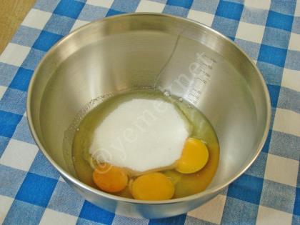 Bisküvili Elmalı Turta