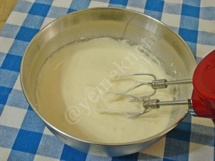 Bisküvili Elmalı Turta